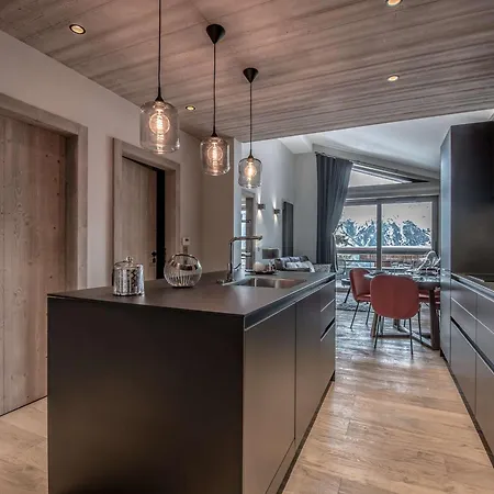 Location 5 Pers. A - 2 Pas Des Pistes, Centre Station, Spa, Parking Inclus, Wifi, Parking - Fr-1-631-199 Courchevel